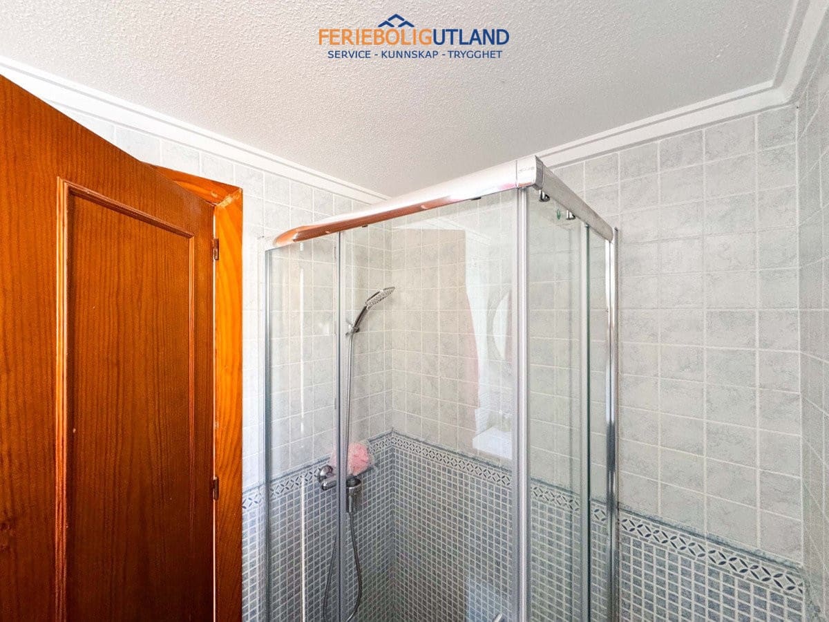 3 bedroom Townhouse for sale in Torrevieja with pool garage - € 215,000 (Ref: 10007042)