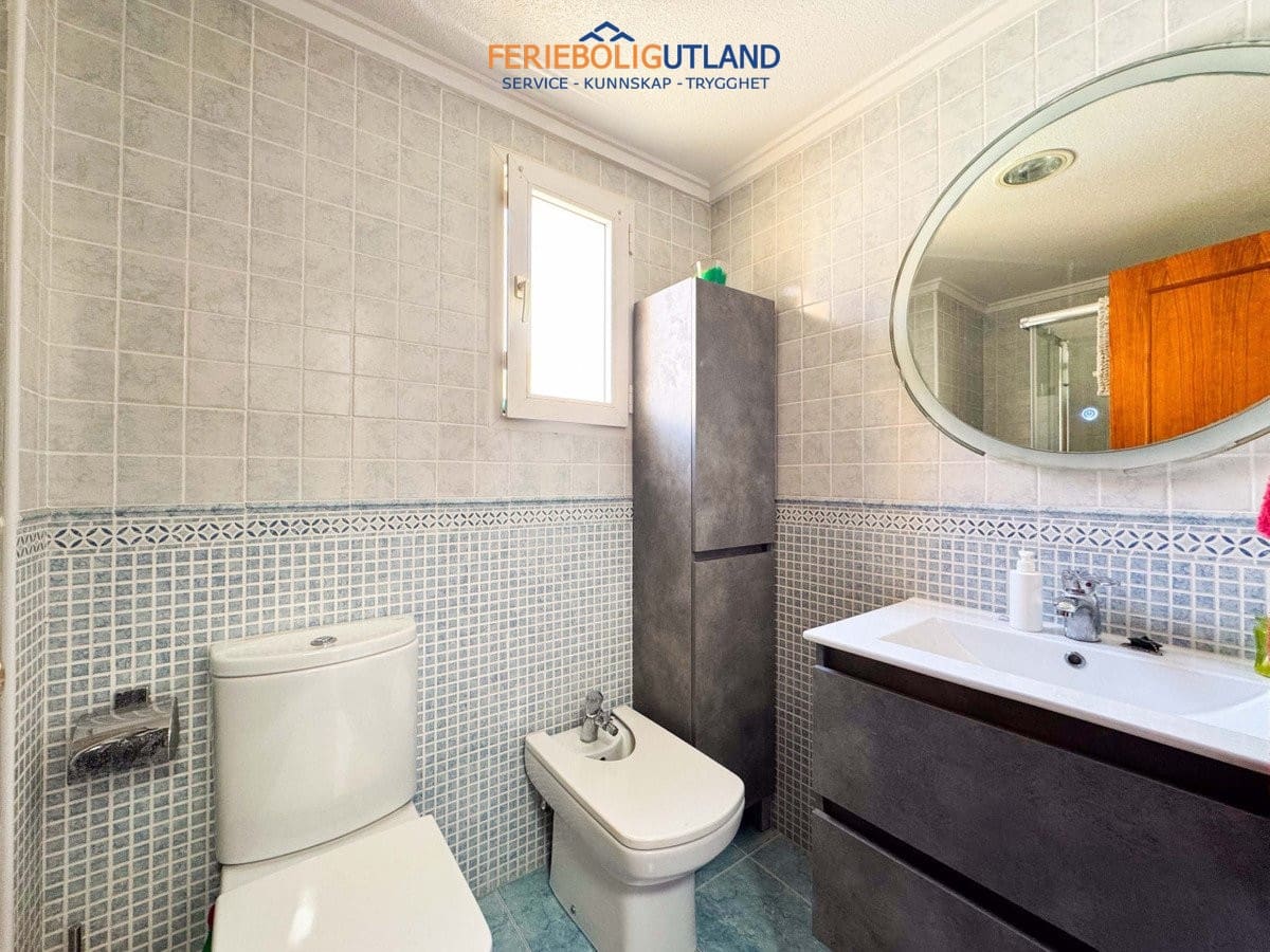 3 bedroom Townhouse for sale in Torrevieja with pool garage - € 215,000 (Ref: 10007042)