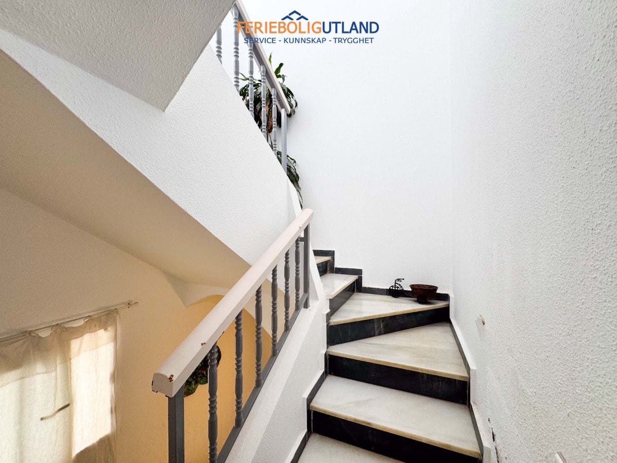 3 bedroom Townhouse for sale in Torrevieja with pool garage - € 215,000 (Ref: 10007042)