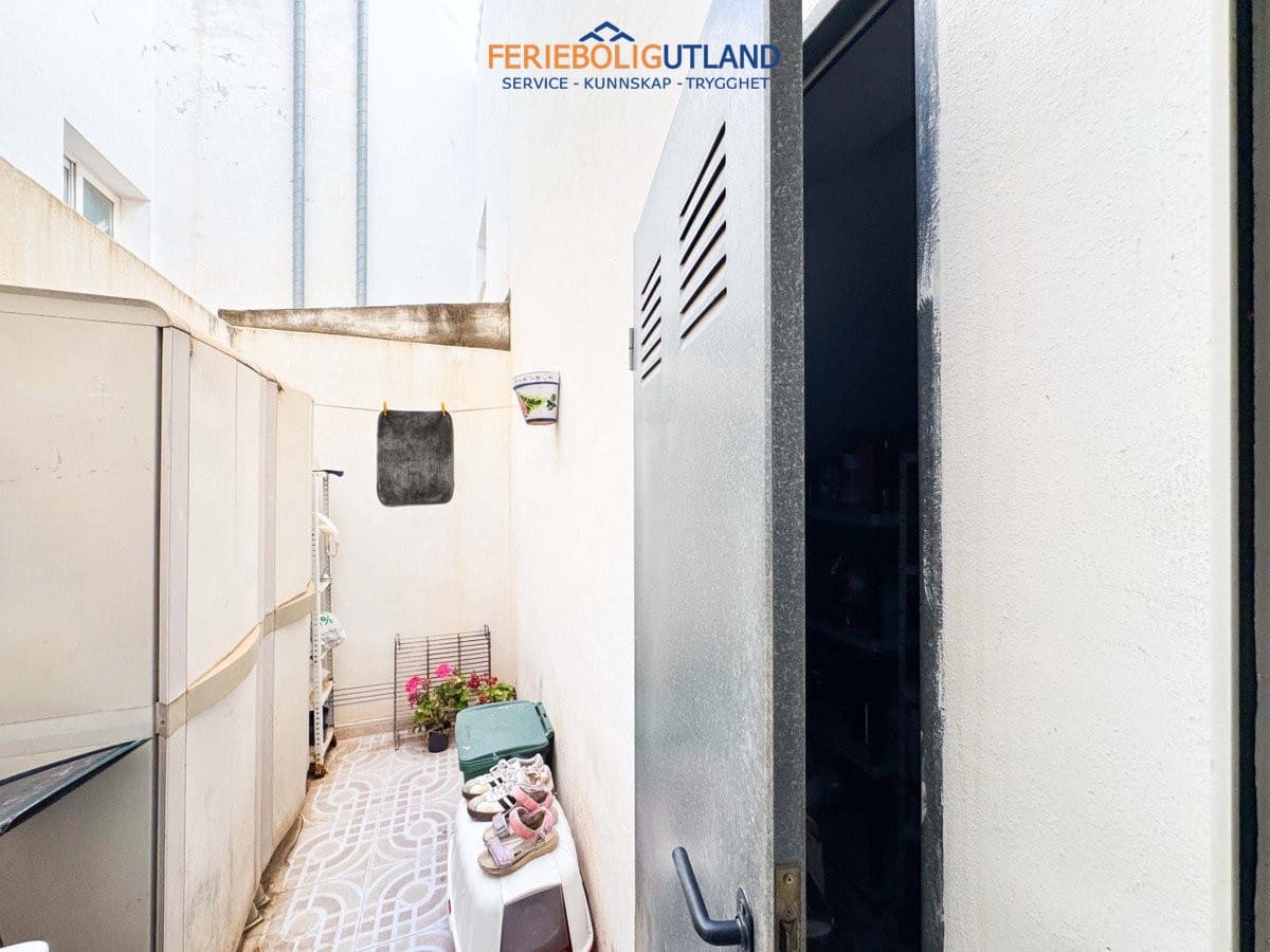 3 bedroom Townhouse for sale in Torrevieja with pool garage - € 215,000 (Ref: 10007042)
