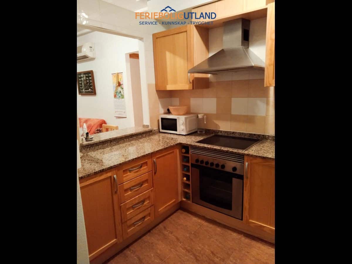 2 soveværelse Lejlighed til salg i Torrevieja med swimmingpool garage - € 156.260 (Ref: 10007043)