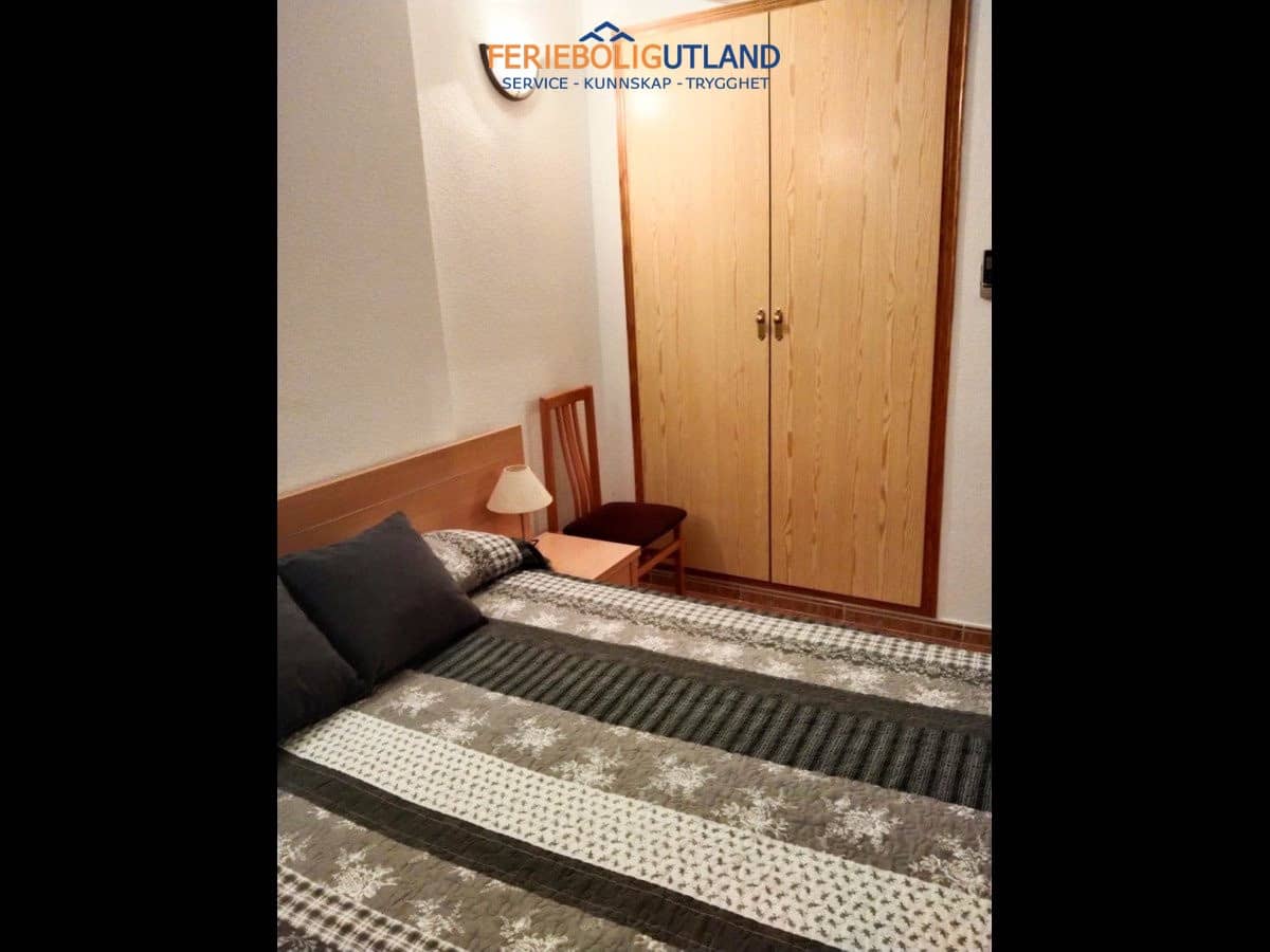 2 soveværelse Lejlighed til salg i Torrevieja med swimmingpool garage - € 156.260 (Ref: 10007043)