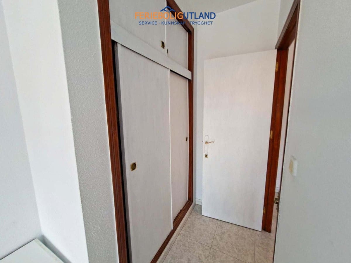 Apartamento de 2 habitaciones en Torrevieja en venta - 128.800 € (Ref: 10007044)