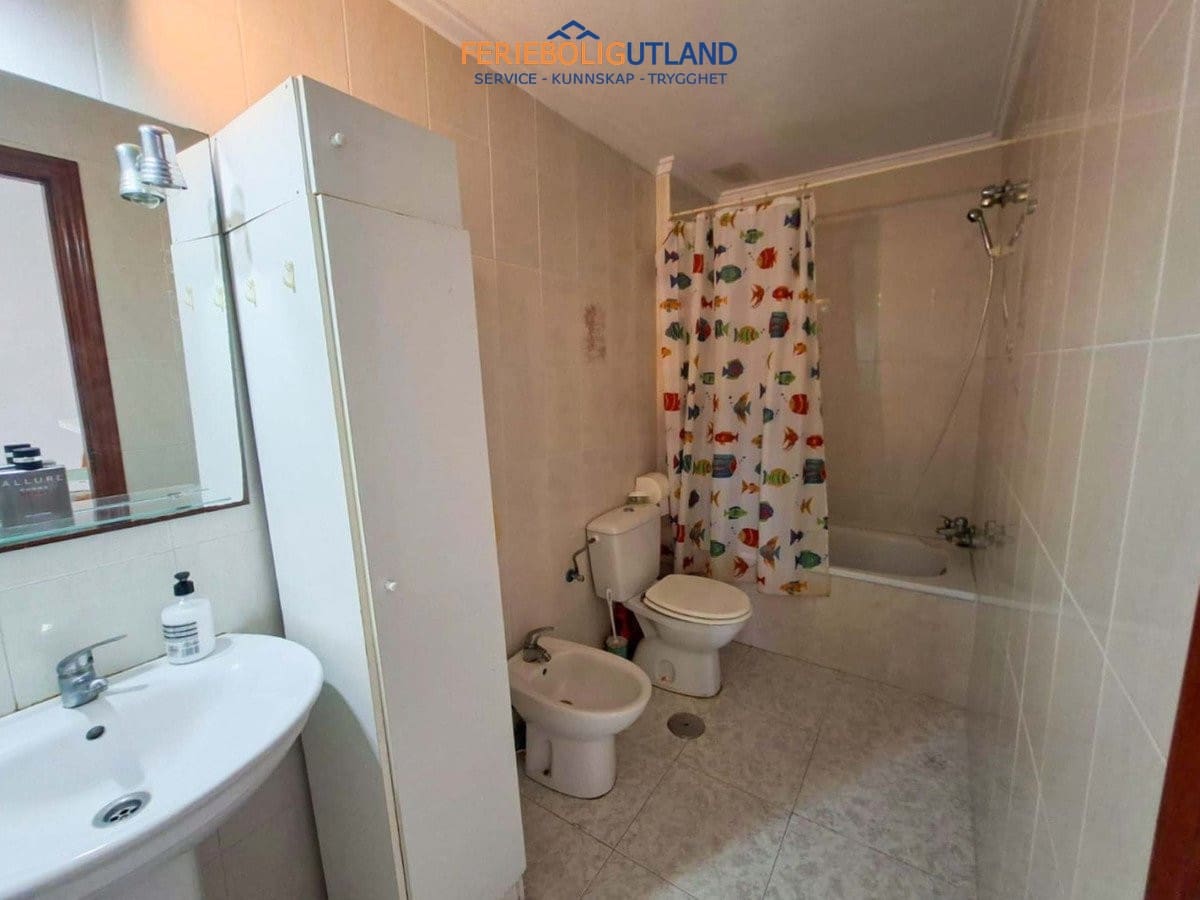 Apartamento de 2 habitaciones en Torrevieja en venta - 128.800 € (Ref: 10007044)