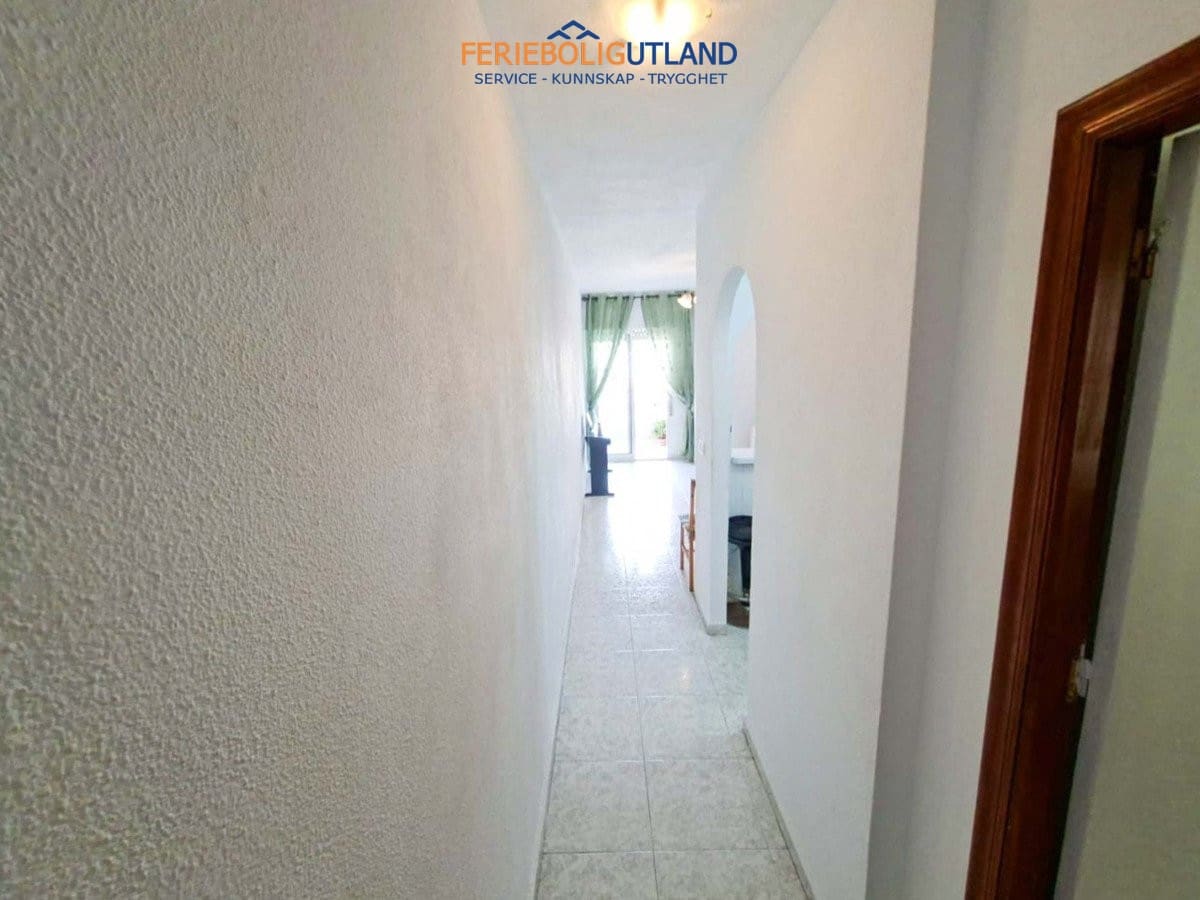 Apartamento de 2 habitaciones en Torrevieja en venta - 128.800 € (Ref: 10007044)