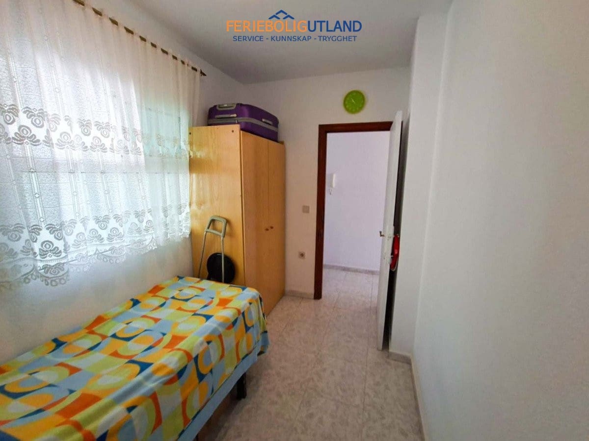 Apartamento de 2 habitaciones en Torrevieja en venta - 128.800 € (Ref: 10007044)
