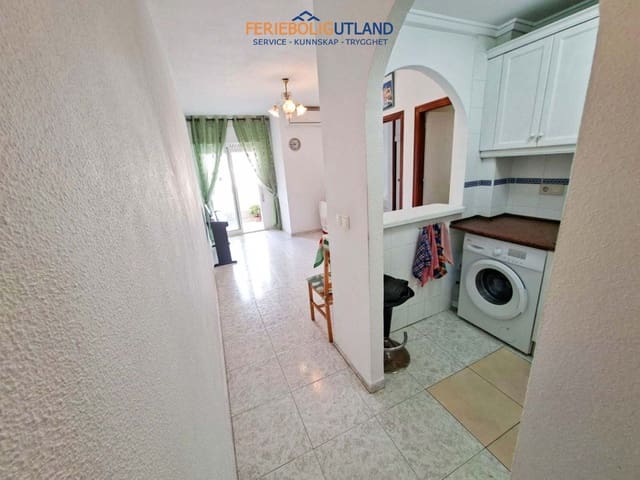 Apartamento de 2 habitaciones en Centro - Muelle Pesquero, Torrevieja en venta - 128.800 € (Ref: 10007044)