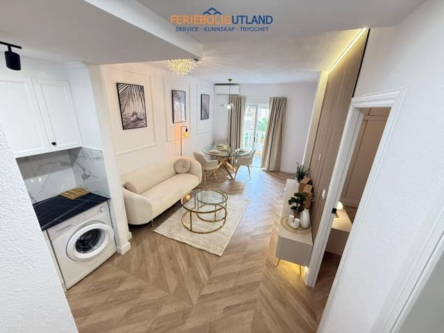 2 slaapkamer Appartement te koop in Puerto Deportivo, Torrevieja met zwembad - € 169.000 (Ref: 10007045)