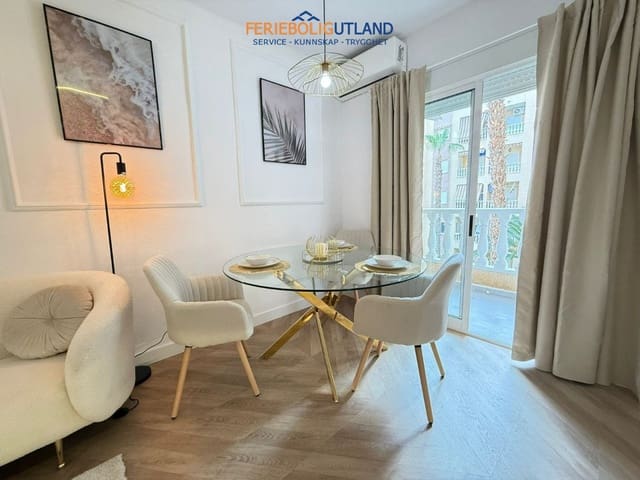 2 slaapkamer Appartement te koop in Puerto Deportivo, Torrevieja met zwembad - € 169.000 (Ref: 10007045)