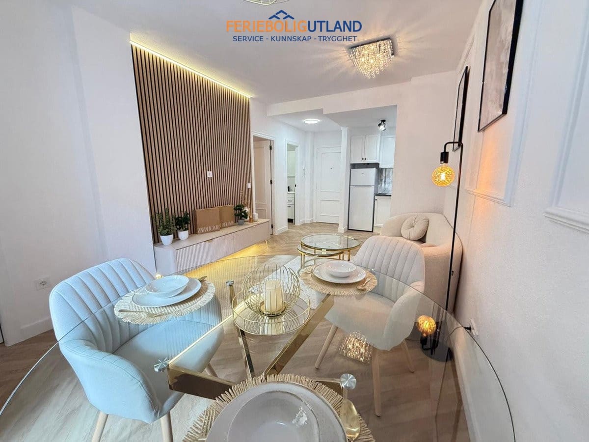2 slaapkamer Appartement te koop in Torrevieja met zwembad - € 169.000 (Ref: 10007045)