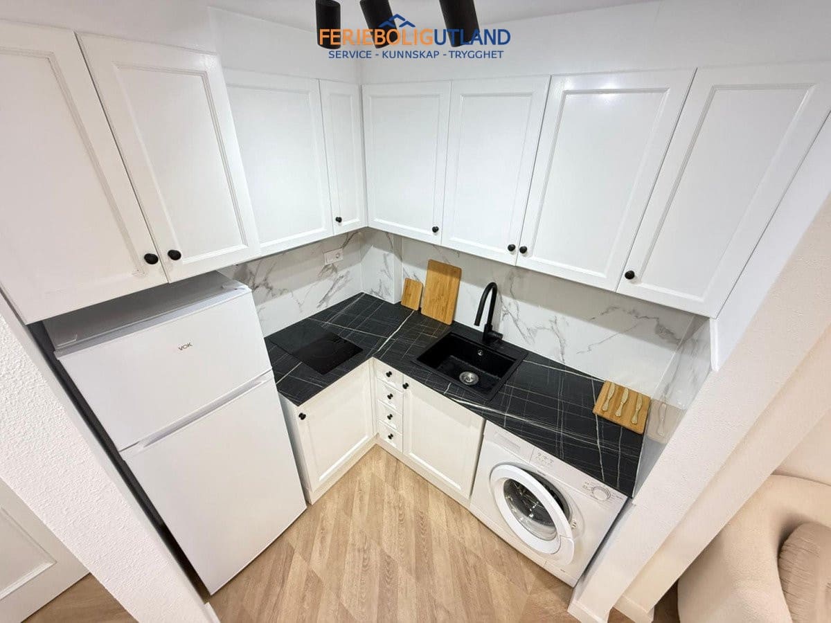 2 slaapkamer Appartement te koop in Torrevieja met zwembad - € 169.000 (Ref: 10007045)