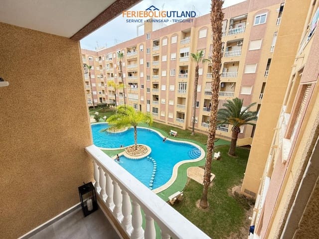 2 slaapkamer Appartement te koop in Puerto Deportivo, Torrevieja met zwembad - € 169.000 (Ref: 10007045)