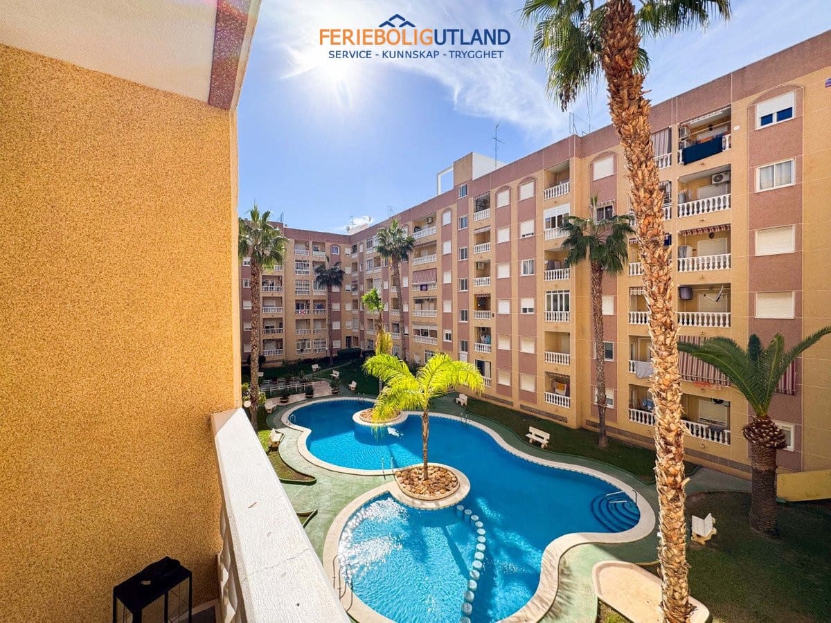 2 slaapkamer Appartement te koop in Torrevieja met zwembad - € 169.000 (Ref: 10007045)