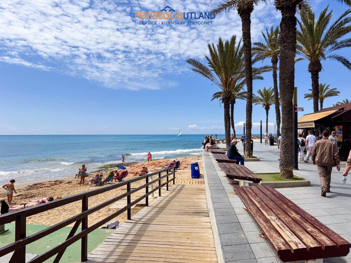 2 slaapkamer Appartement te koop in Torrevieja met zwembad - € 169.000 (Ref: 10007045)
