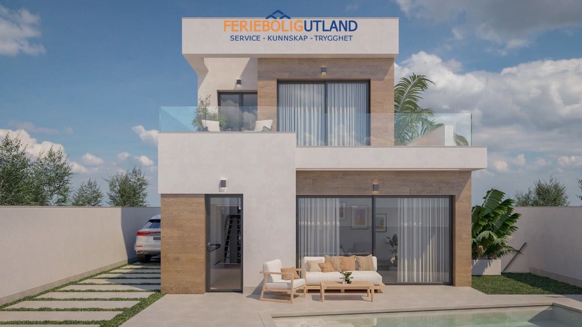 Chalet de 2 habitaciones en Pilar de la Horadada en venta con piscina garaje - 490.000 € (Ref: 10007049)