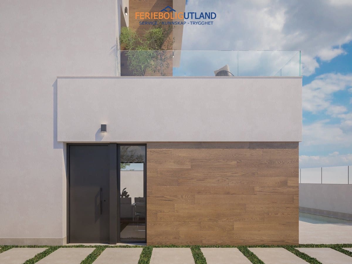 Chalet de 2 habitaciones en Pilar de la Horadada en venta con piscina garaje - 490.000 € (Ref: 10007049)