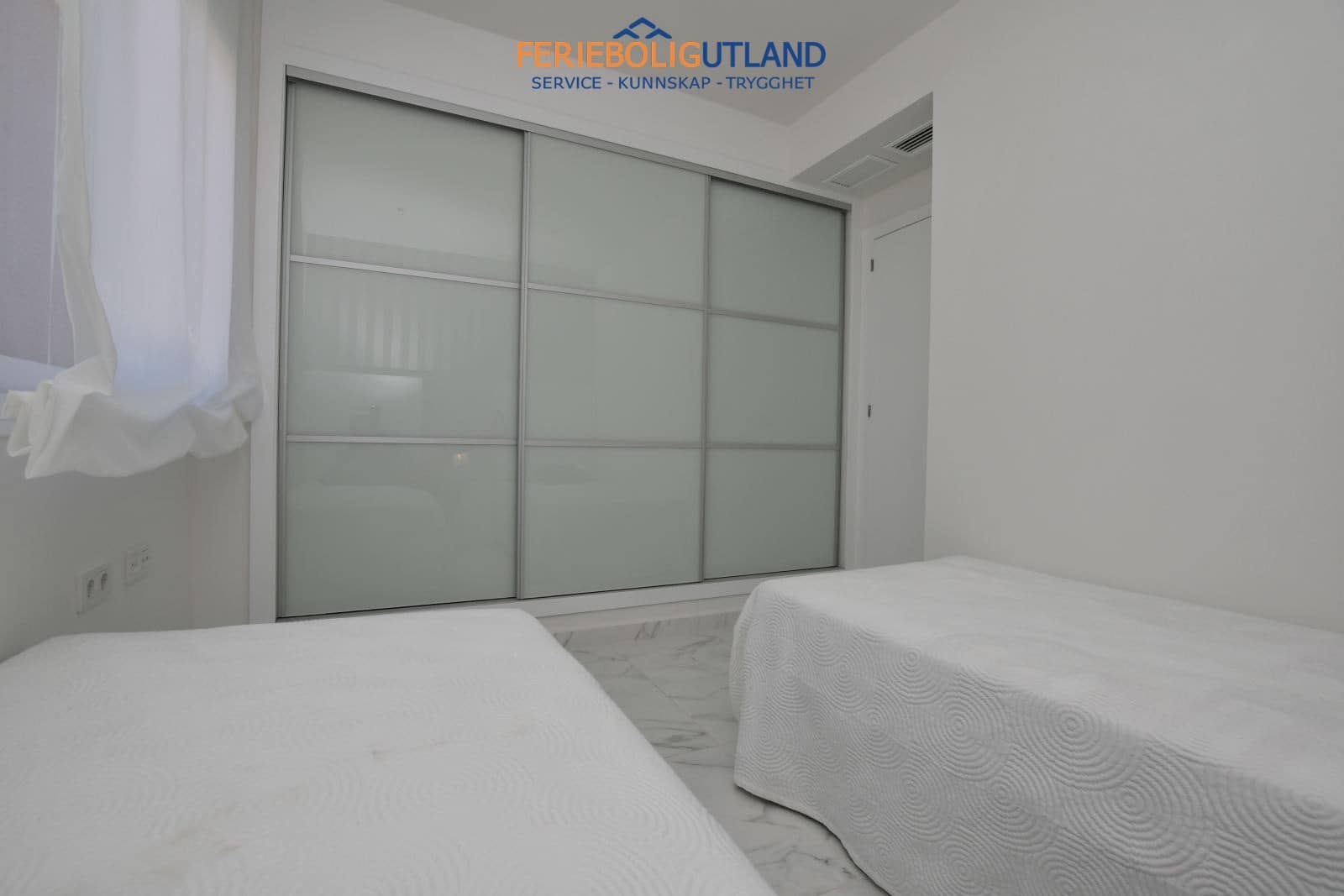 2 soveværelse Lejlighed til salg i San Miguel de Salinas med swimmingpool garage - € 243.800 (Ref: 10007052)