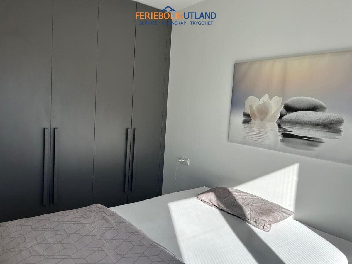 3 soveværelse Villa til salg i Algorfa med swimmingpool - € 595.000 (Ref: 10007053)