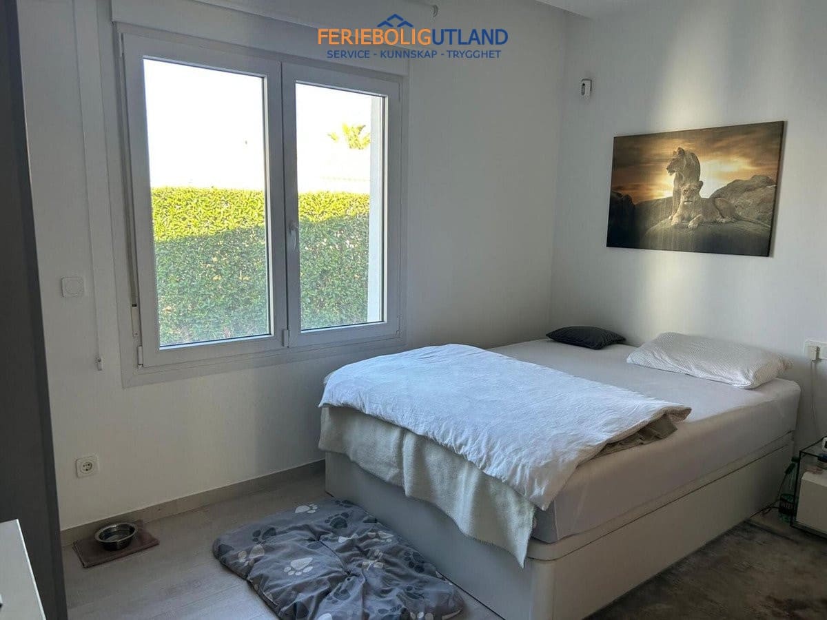 3 soveværelse Villa til salg i Algorfa med swimmingpool - € 595.000 (Ref: 10007053)