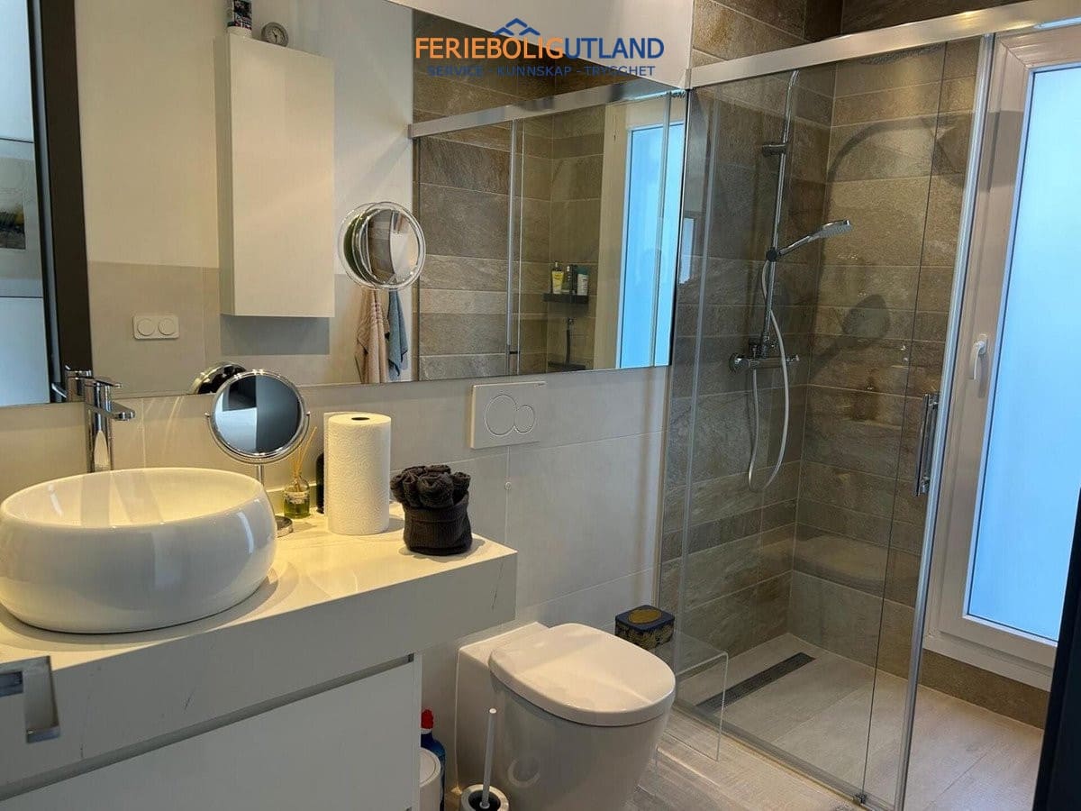 3 soveværelse Villa til salg i Algorfa med swimmingpool - € 595.000 (Ref: 10007053)