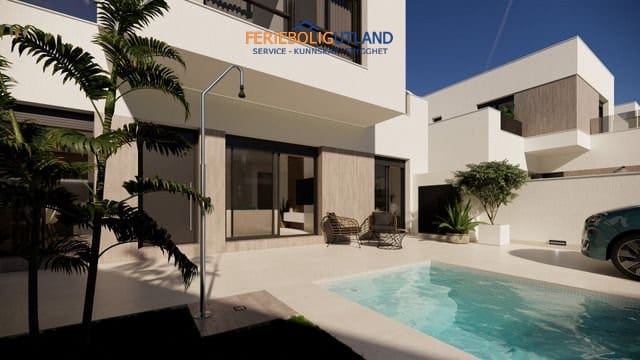 Chalet de 3 habitaciones en La Marina, Elche / Elx en venta con piscina garaje - 365.000 € (Ref: 10007054)