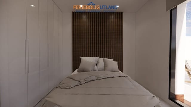 Chalet de 3 habitaciones en La Marina, Elche / Elx en venta con piscina garaje - 365.000 € (Ref: 10007054)