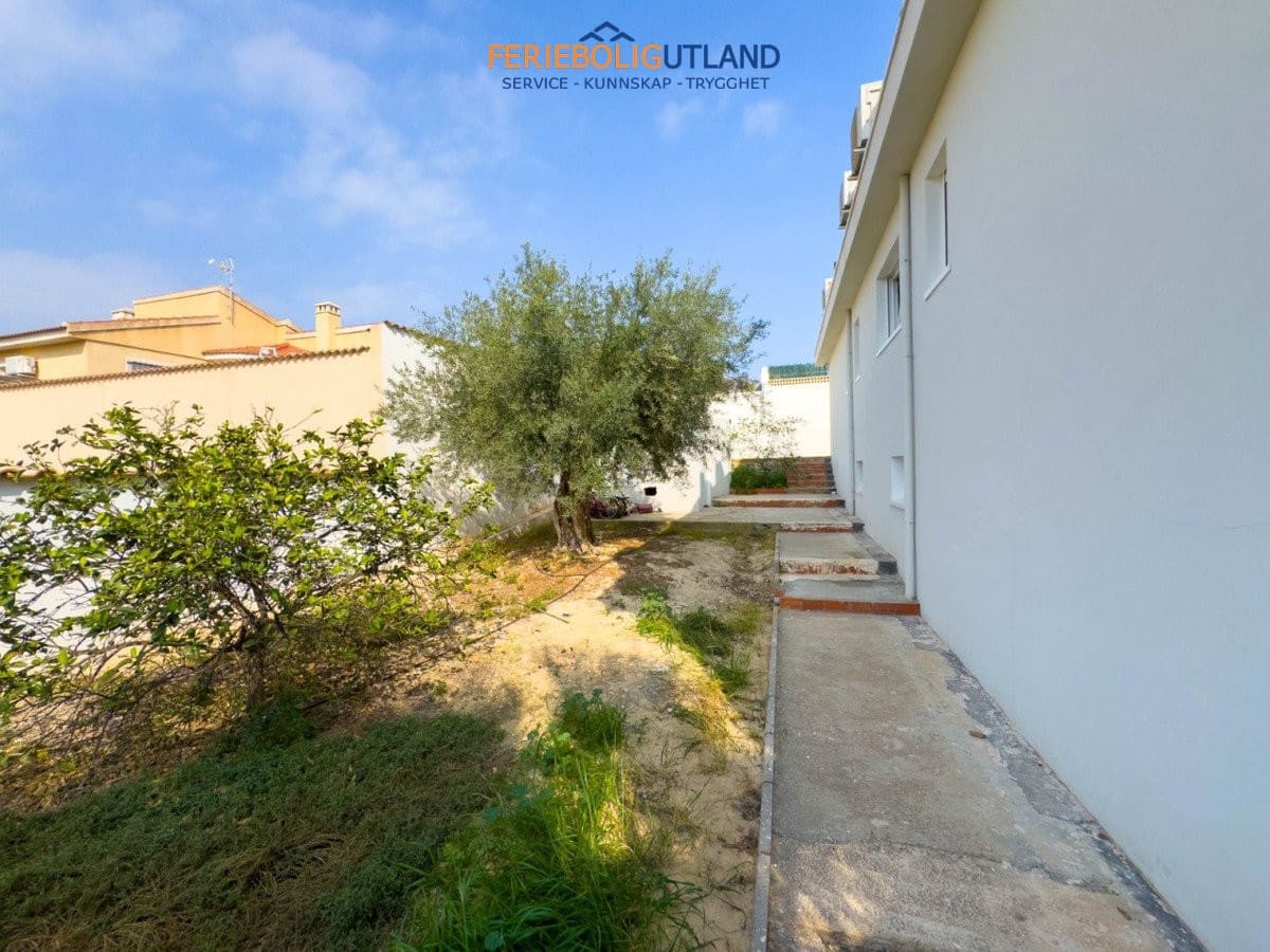 Chalet de 4 habitaciones en Ciudad Quesada en venta con piscina garaje - 549.000 € (Ref: 10007058)