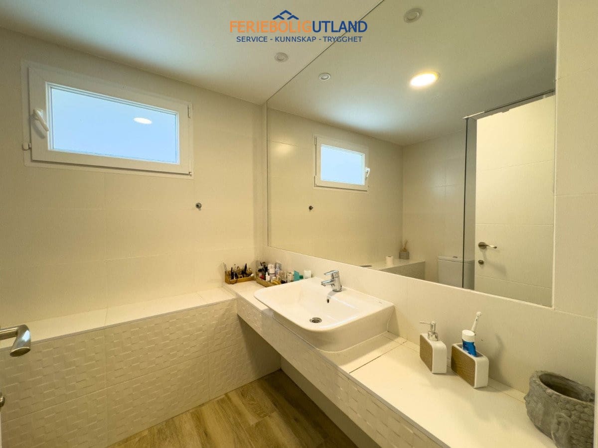 Chalet de 4 habitaciones en Ciudad Quesada en venta con piscina garaje - 549.000 € (Ref: 10007058)