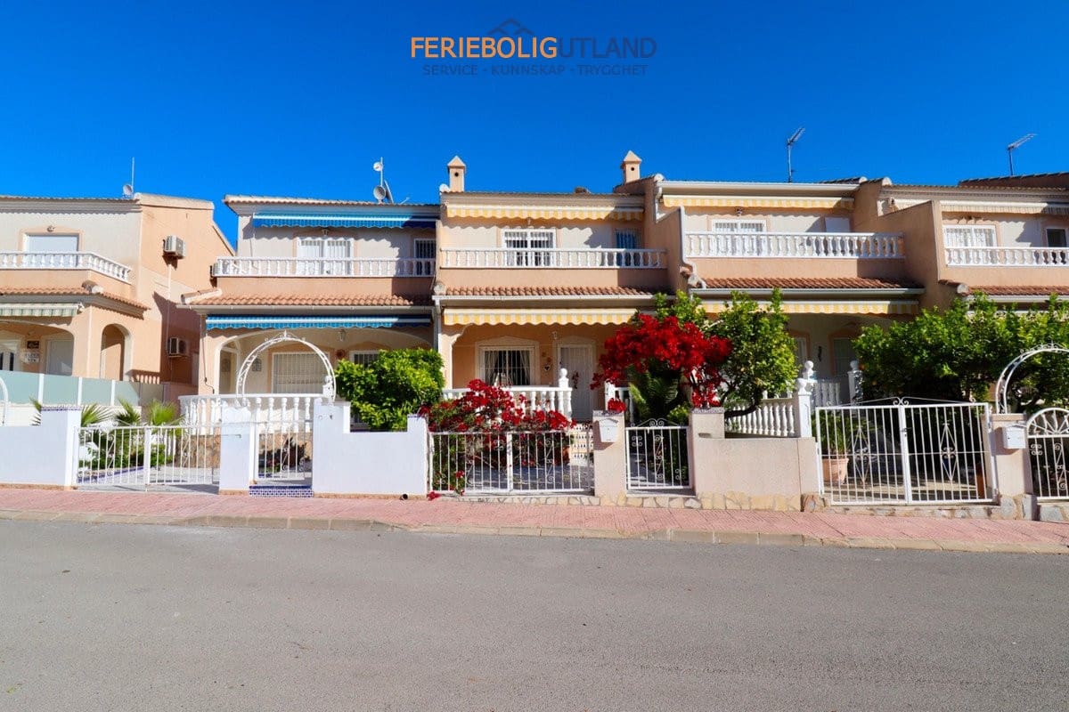 3 camera da letto Casa in vendita in Ciudad Quesada con piscina - 249.950 € (Rif: 10007060)