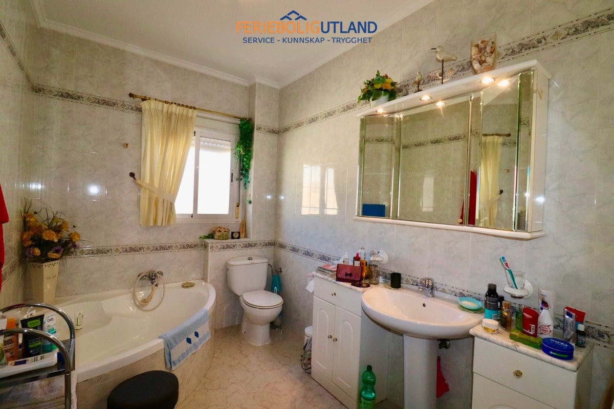 3 camera da letto Casa in vendita in Ciudad Quesada con piscina - 249.950 € (Rif: 10007060)