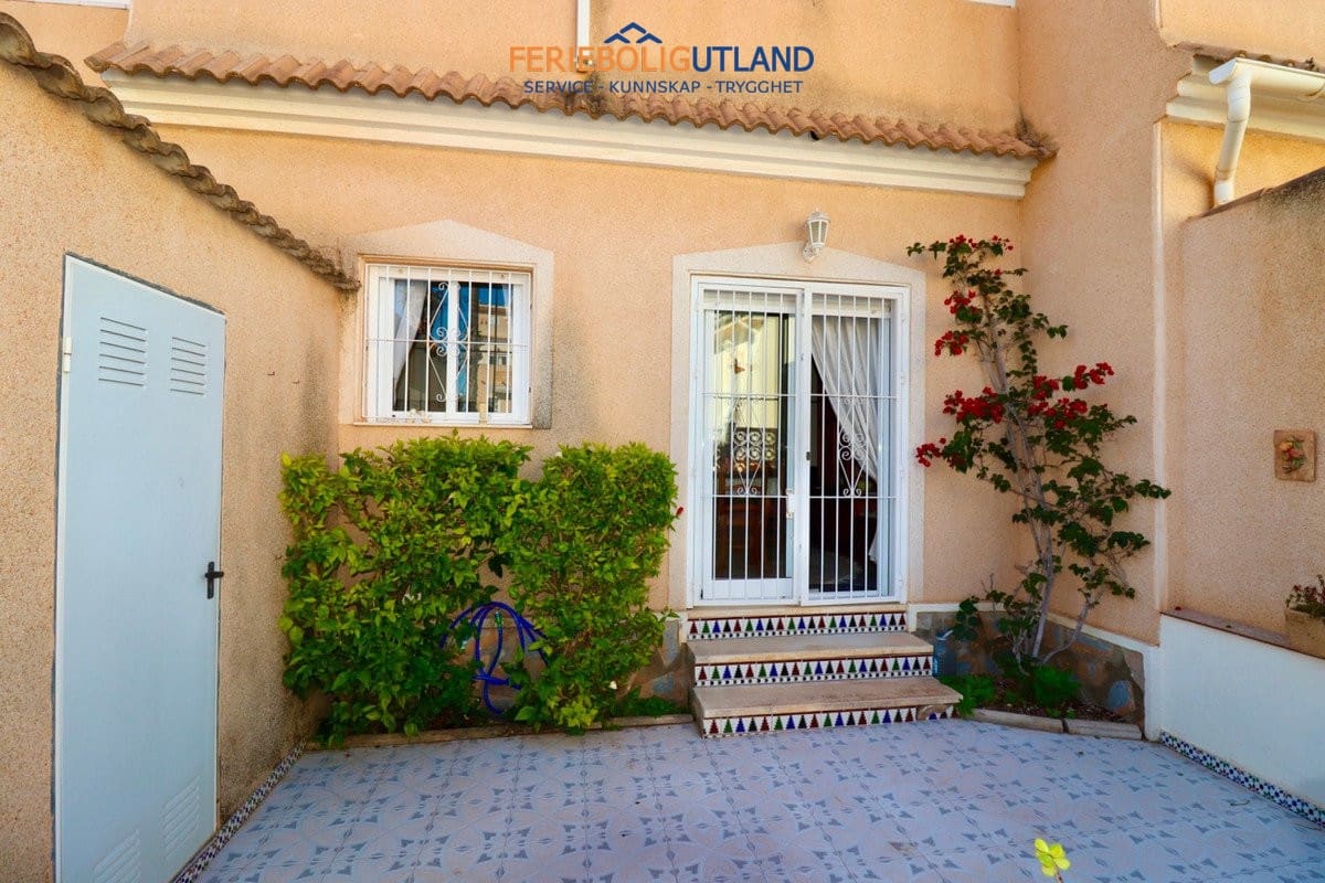 3 camera da letto Casa in vendita in Ciudad Quesada con piscina - 249.950 € (Rif: 10007060)