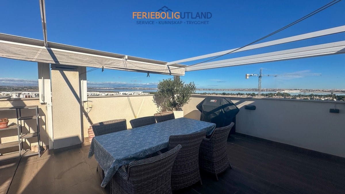 3 slaapkamer Bungalow te koop in Los Balcones met zwembad garage - € 299.000 (Ref: 10007063)