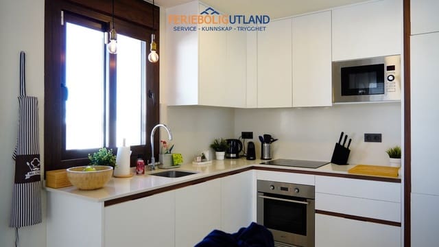 3 slaapkamer Bungalow te koop in Los Balcones met zwembad garage - € 299.000 (Ref: 10007063)