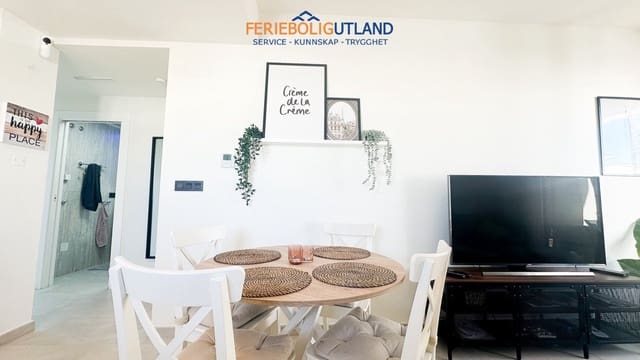 3 slaapkamer Bungalow te koop in Los Balcones met zwembad garage - € 299.000 (Ref: 10007063)