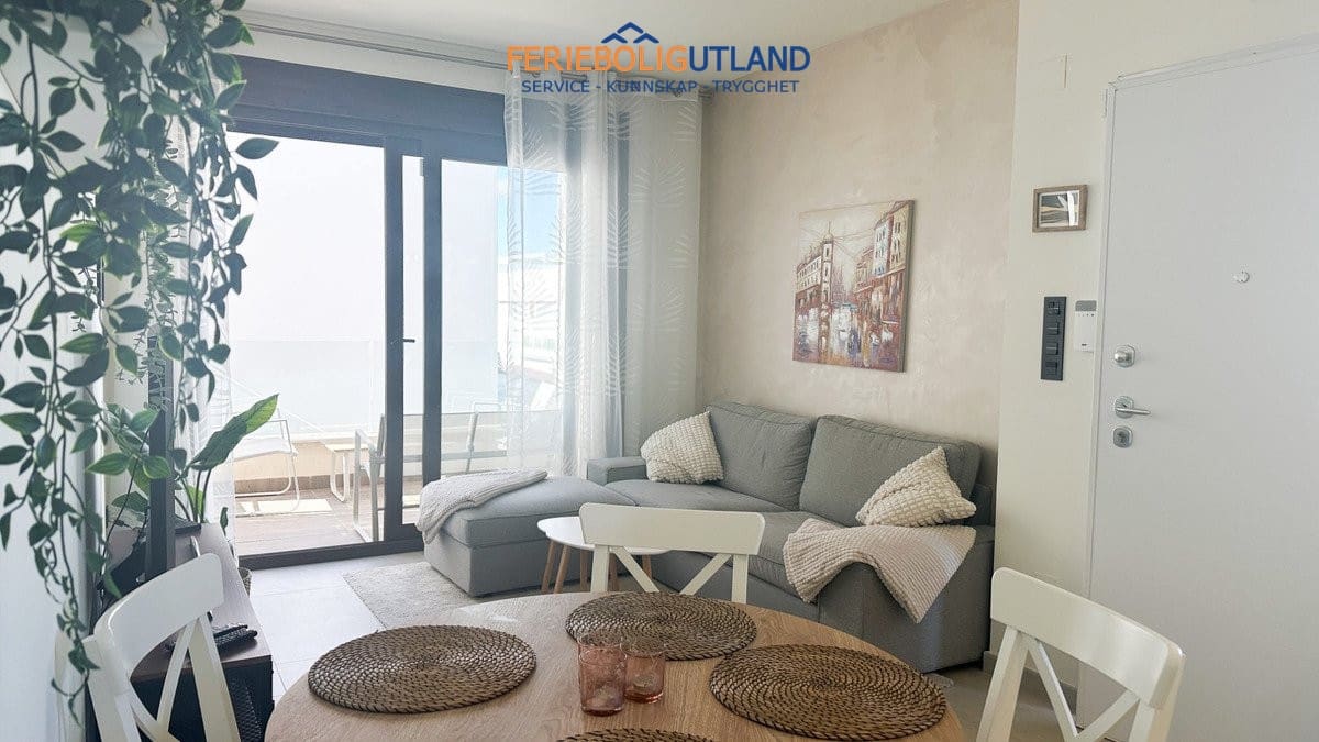 3 slaapkamer Bungalow te koop in Los Balcones met zwembad garage - € 299.000 (Ref: 10007063)