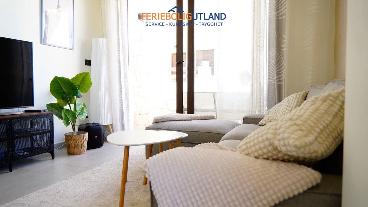 3 slaapkamer Bungalow te koop in Los Balcones met zwembad garage - € 299.000 (Ref: 10007063)