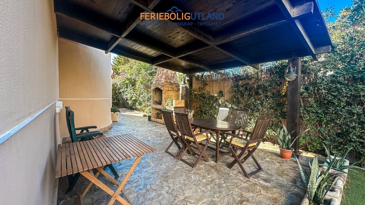 6 soveværelse Villa til salg i La Mata med swimmingpool garage - € 950.000 (Ref: 10007064)