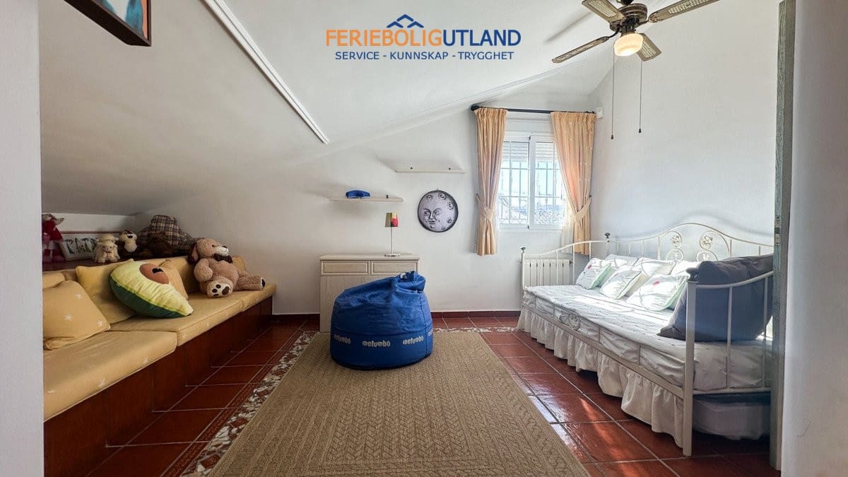 6 soveværelse Villa til salg i La Mata med swimmingpool garage - € 950.000 (Ref: 10007064)