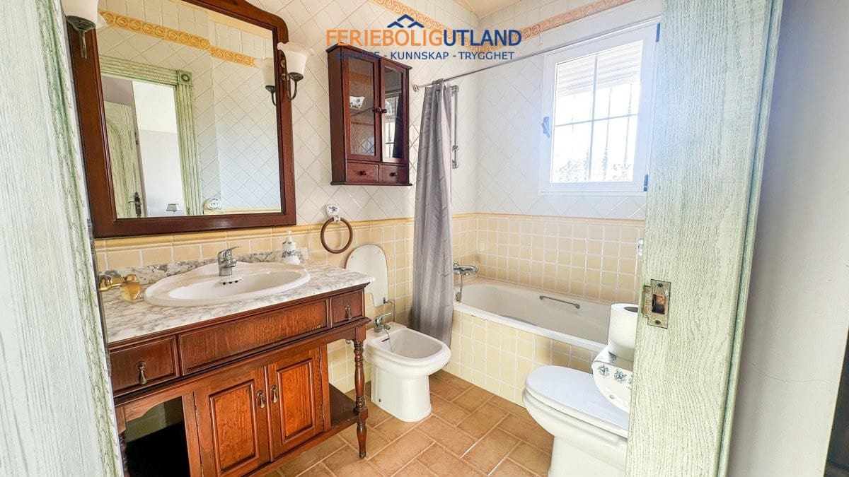 6 soveværelse Villa til salg i La Mata med swimmingpool garage - € 950.000 (Ref: 10007064)