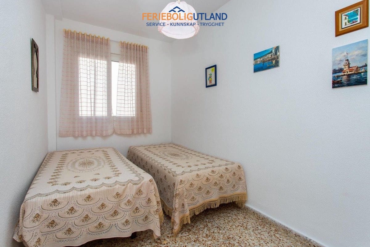 3 soveværelse Lejlighed til salg i Torrevieja med garage - € 197.000 (Ref: 10007065)