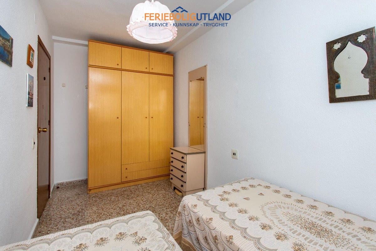 3 soveværelse Lejlighed til salg i Torrevieja med garage - € 197.000 (Ref: 10007065)