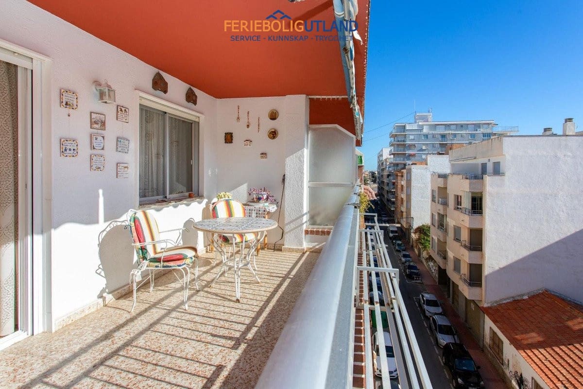 3 soveværelse Lejlighed til salg i Torrevieja med garage - € 197.000 (Ref: 10007065)