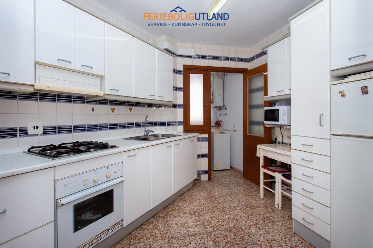 3 soveværelse Lejlighed til salg i Torrevieja med garage - € 197.000 (Ref: 10007065)