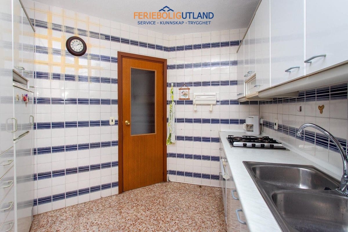 3 soveværelse Lejlighed til salg i Torrevieja med garage - € 197.000 (Ref: 10007065)