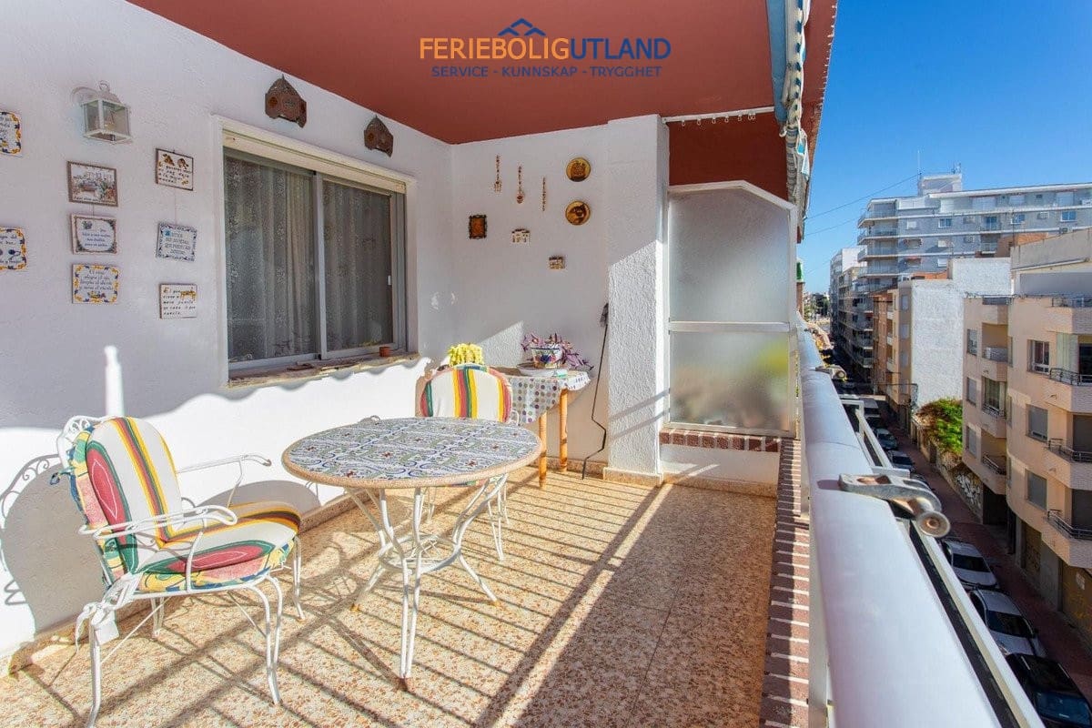 3 soveværelse Lejlighed til salg i Torrevieja med garage - € 197.000 (Ref: 10007065)