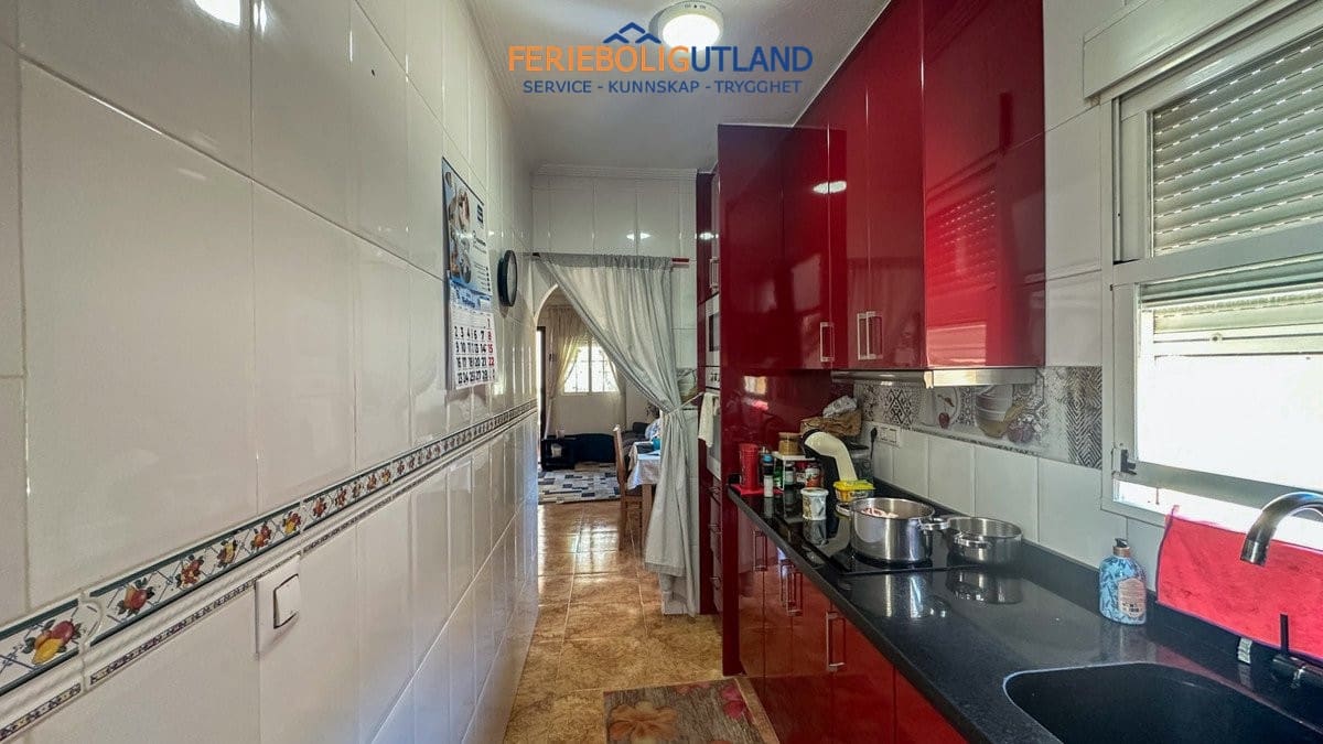 2 soveværelse Bungalow til salg i Torrevieja med swimmingpool - € 179.900 (Ref: 10007067)