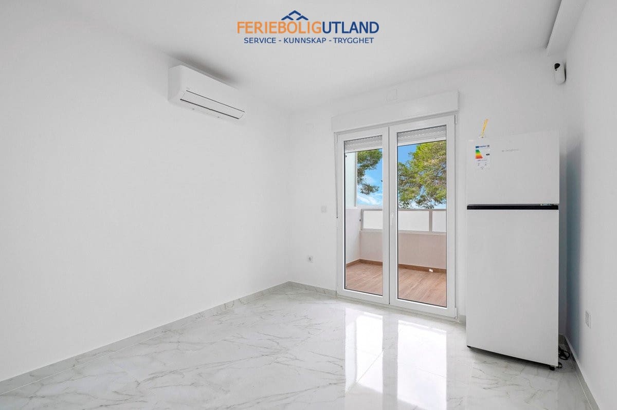 Apartament na sprzedaż w Ciudad Quesada z basenem - 99 800 € (Ref: 10007068)