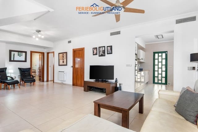4 slaapkamer Villa te koop in Ciudad Quesada, Rojales met zwembad garage - € 470.000 (Ref: 10007069)