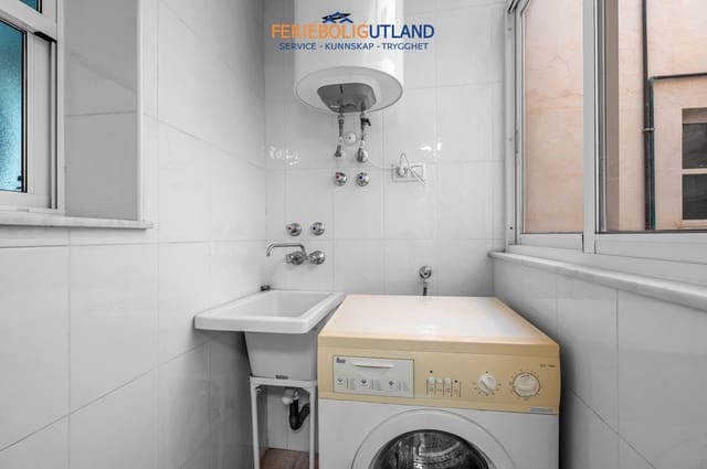 2 soveværelse Lejlighed til salg i Centro - Muelle Pesquero, Torrevieja - € 149.000 (Ref: 10007070)