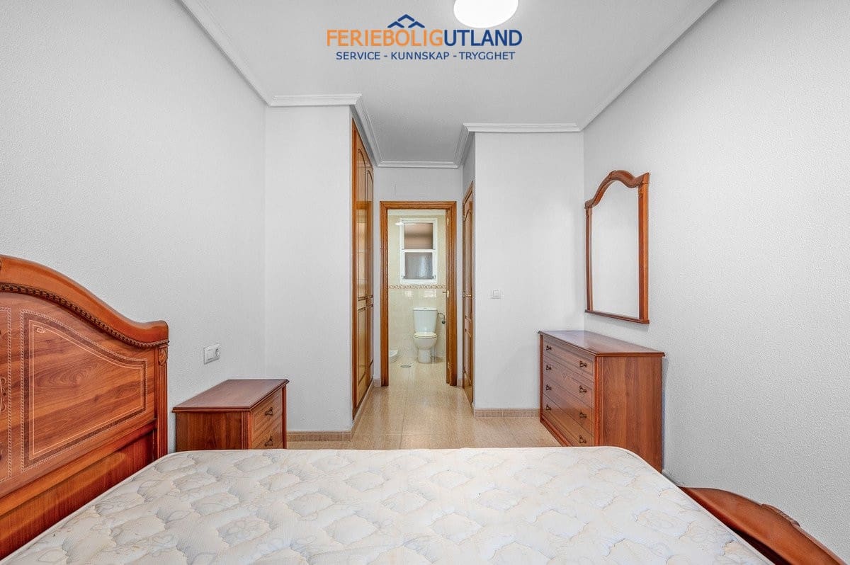 2 soveværelse Lejlighed til salg i Torrevieja - € 149.000 (Ref: 10007070)